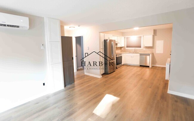Foto del edificio - Fully Renovated 2 Bedroom!