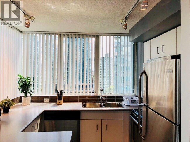 Photo du bâtiment - 555 Jervis St