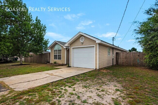 Building Photo - 248 Terrance Ln