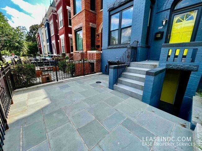 Photo - 1016 11th St NE Apartment