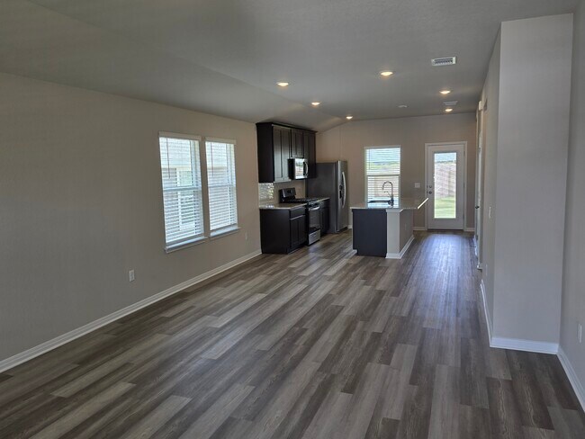 Foto del edificio - 5100 Stockton Ln