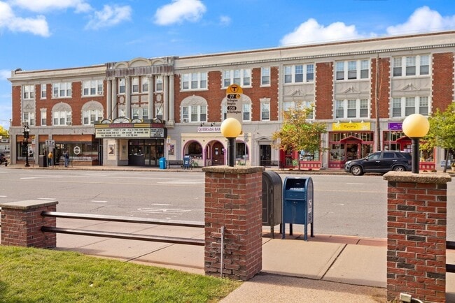 Building Photo - 215 Massachusetts Ave