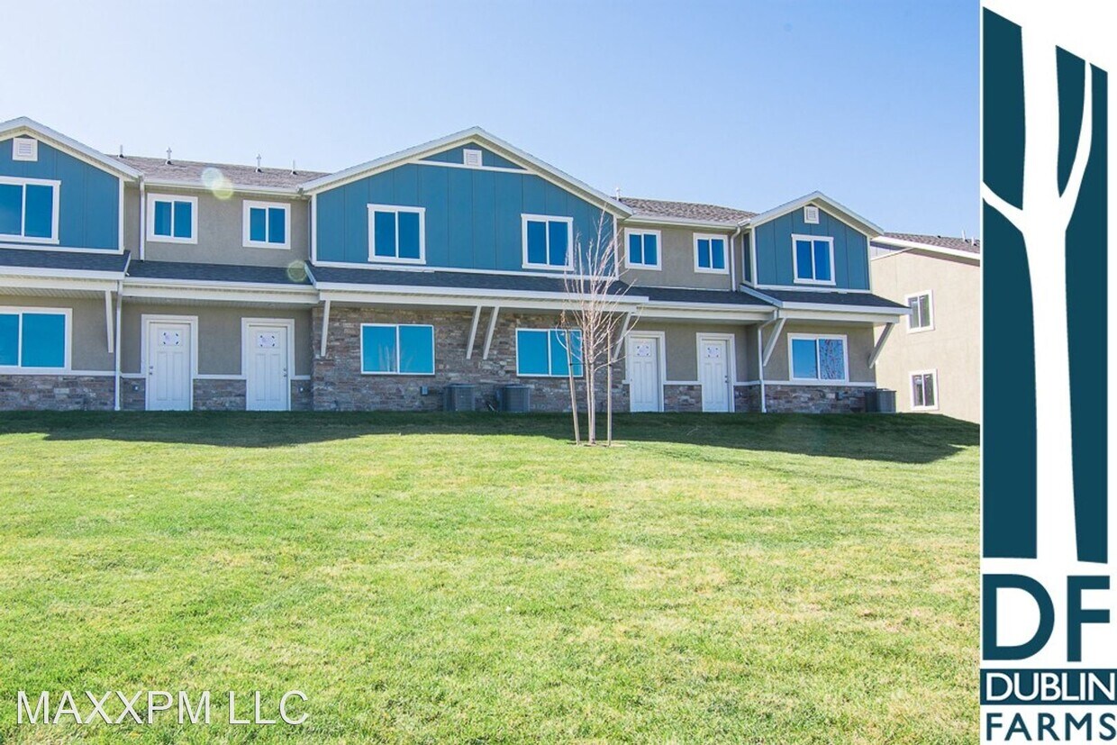 3 br, 2.5 bath House 4211 E O'Connell Ln House Rental in Eagle