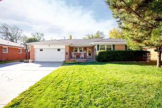 Building Photo - 2905 Dover Rd