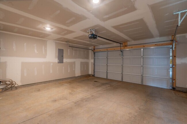 Building Photo - Newly built 3 bedroom and 2.5 bath home with garage.