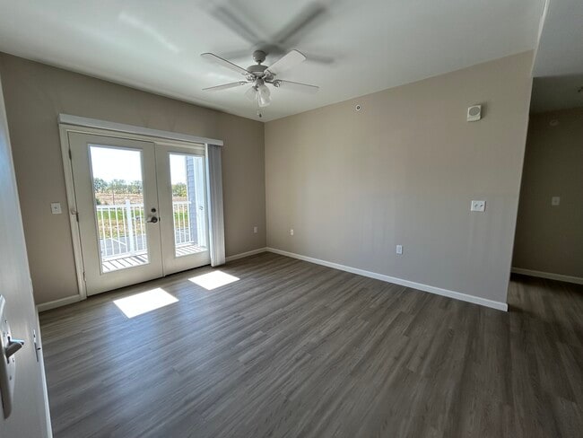 Sala de estar - Carmany Place Apartments