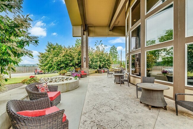 Building Photo - The Residences at Stone Creek