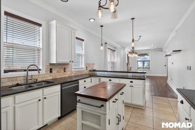 Foto del edificio - 2336 Gilpin St