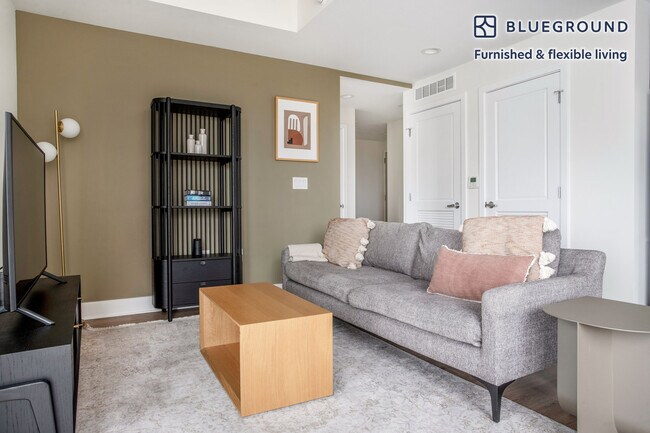 Building Photo - 1446 S Grant St