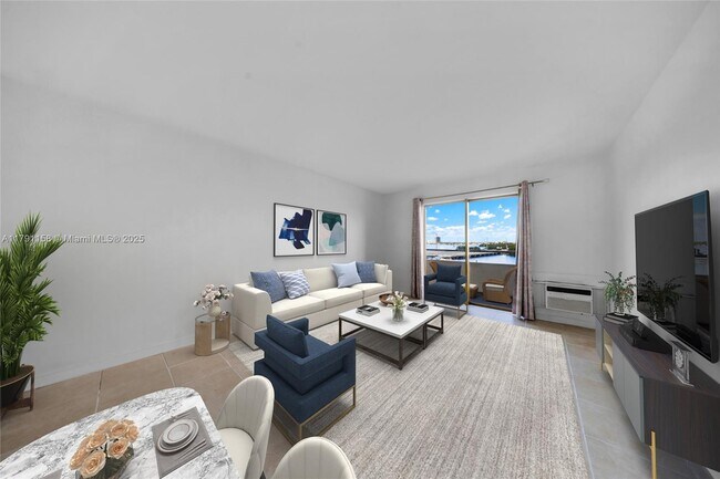 Foto del edificio - 7904 West Dr