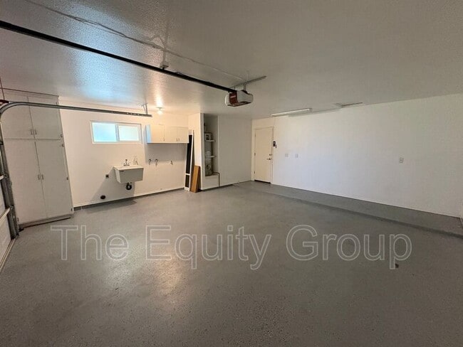 Building Photo - 4230 W Grove Ct