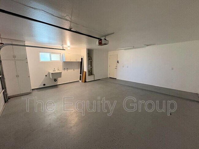 Foto del edificio - 4230 W Grove Ct