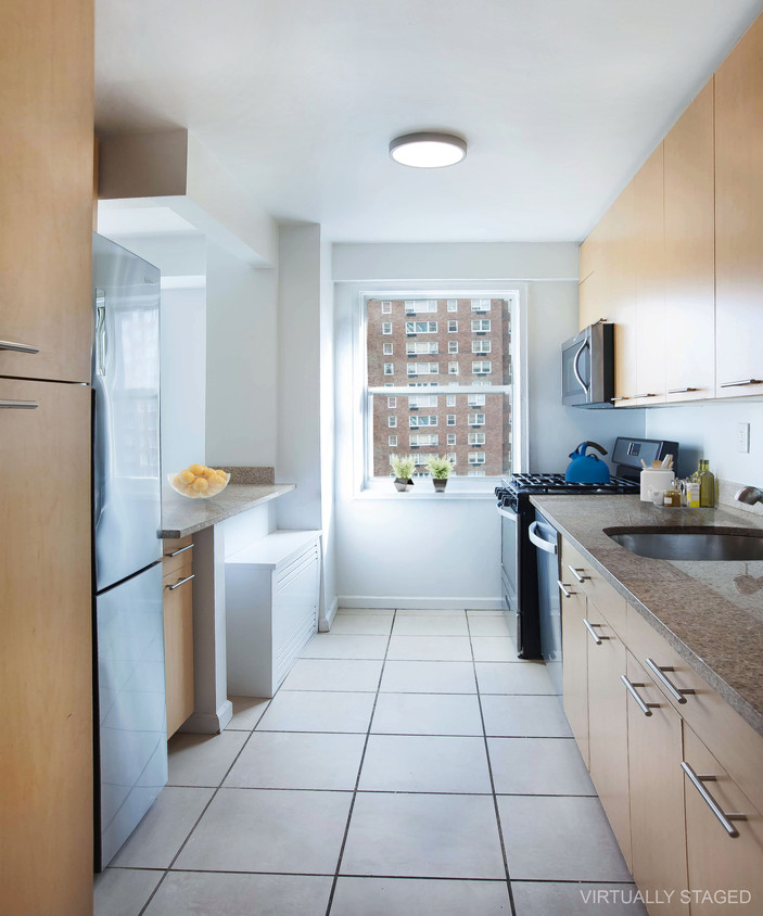 Primary Photo - 45 W 139th St