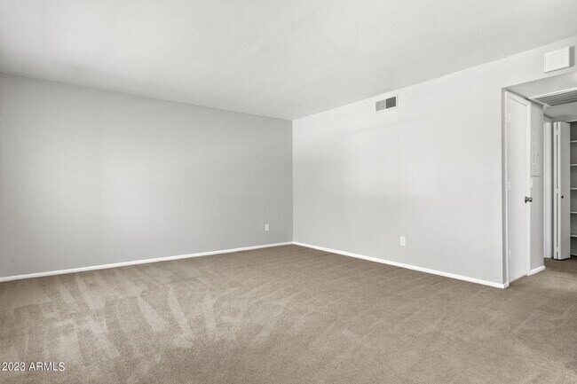 Foto del edificio - 4331 N 21st Dr