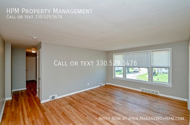 Foto del edificio - 885 S Green Rd