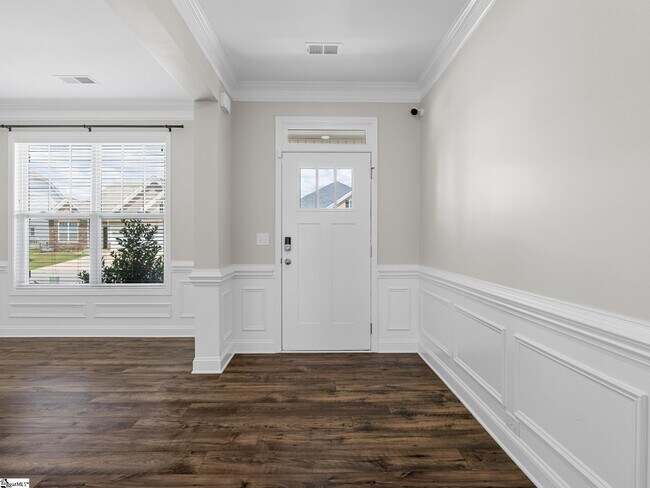 Foto del edificio - 211 Pollyanna Dr