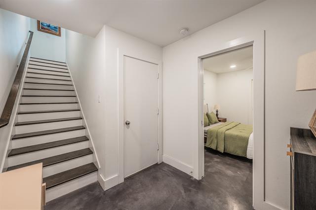 Foto del edificio - 4954 Camdale Ct