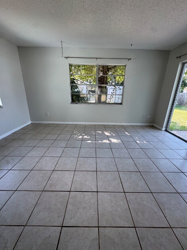 Foto del edificio - Adorable 2 Bedroom 2 Bath home in St. Augu...