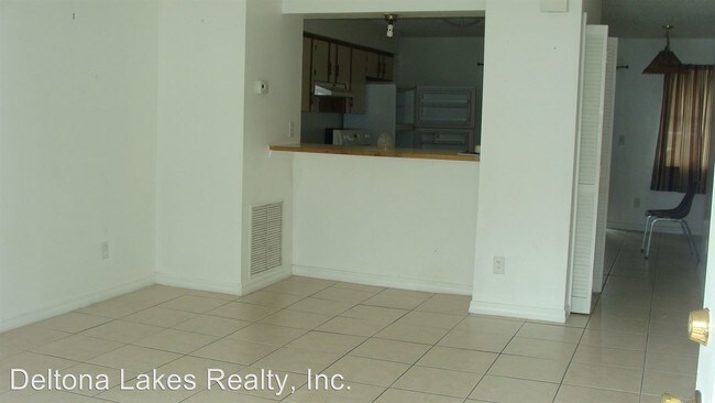 Building Photo - 121 Cascade St