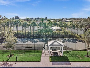 Building Photo - 1286 River Reach Dr
