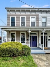 Building Photo - 523 N 31st St