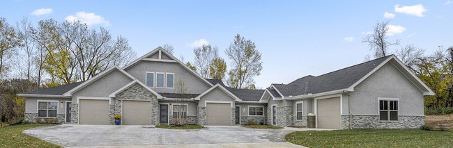 Building Photo - Birchwood of Lenexa