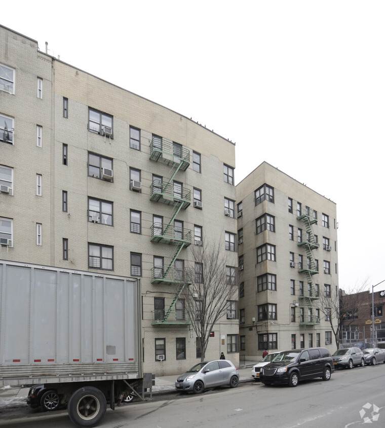 Building Photo - 730-740 Grand Concourse