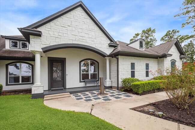 Foto del edificio - 7811 Bent Green Ln