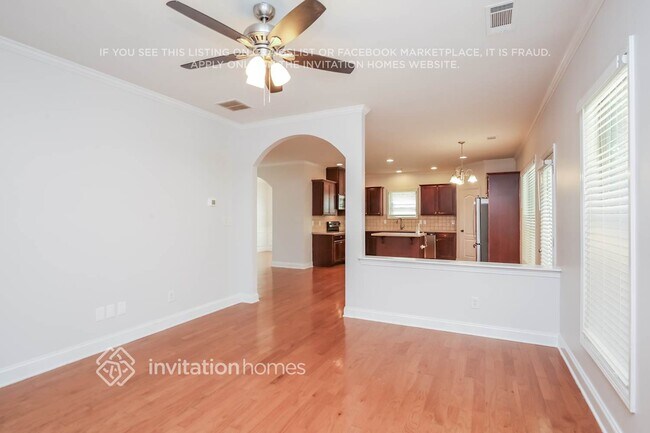 Foto del edificio - 532 Suwanee Oaks Dr NE