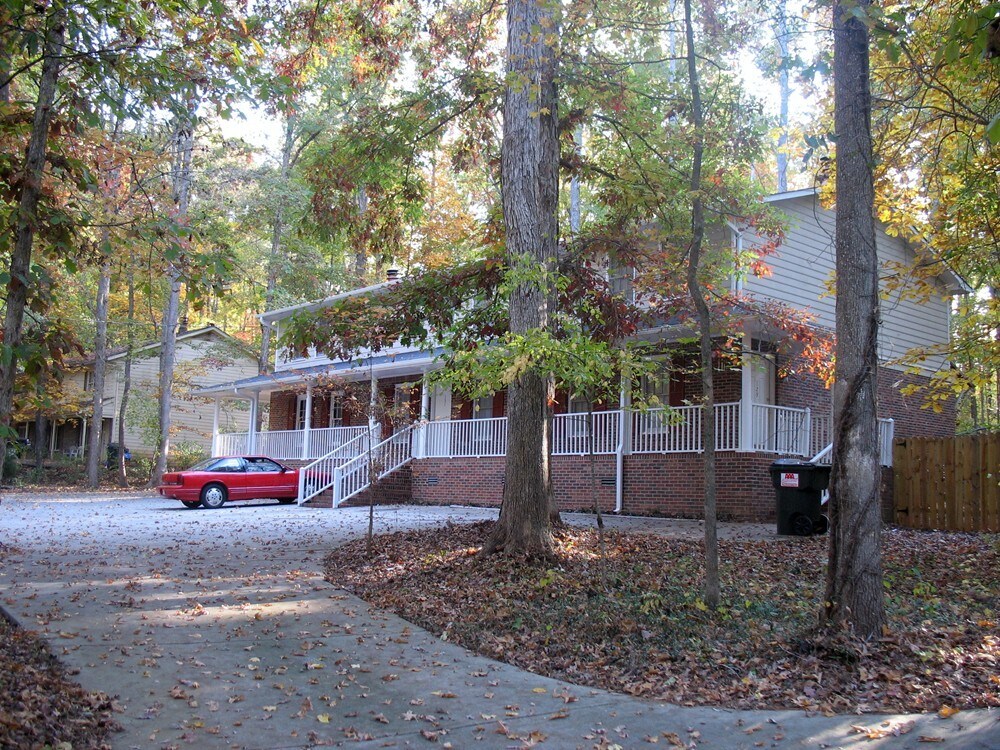 Primary Photo - 131 Highland Park Dr