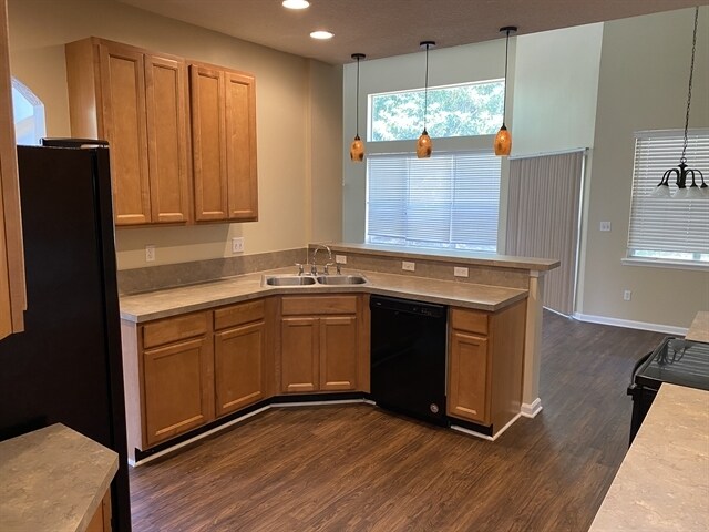 Building Photo - 2110 Thorn Hollow Ct
