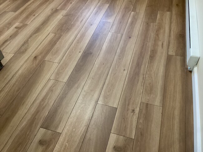 Foto del edificio - 614 McAlpine St