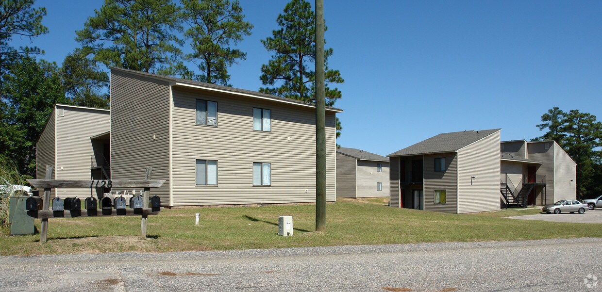 Foto del edificio - 1122-1128 Southwood Dr