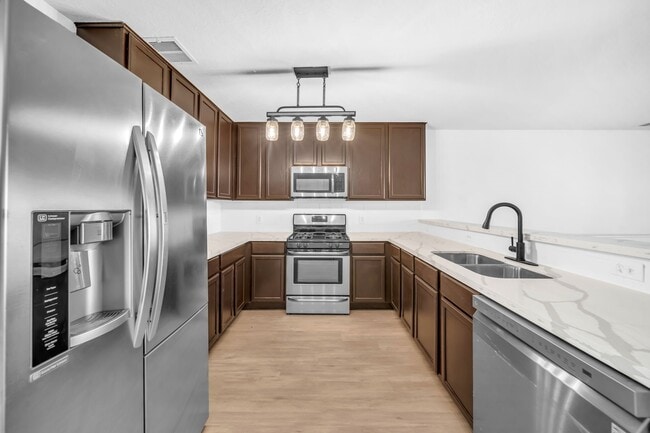Foto del edificio - 11723 Downey Violet Ln