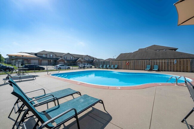 Foto del edificio - Oakwood Heights Townhomes