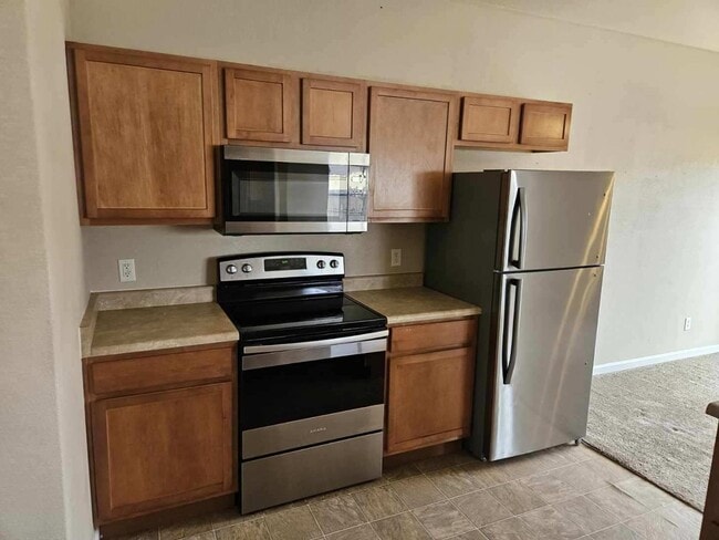 Building Photo - 3373 Chaparral Dr