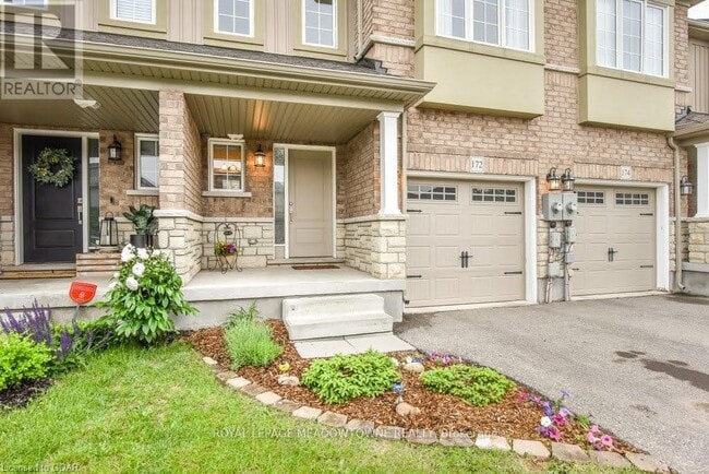 Building Photo - 172 Summit Ridge Dr
