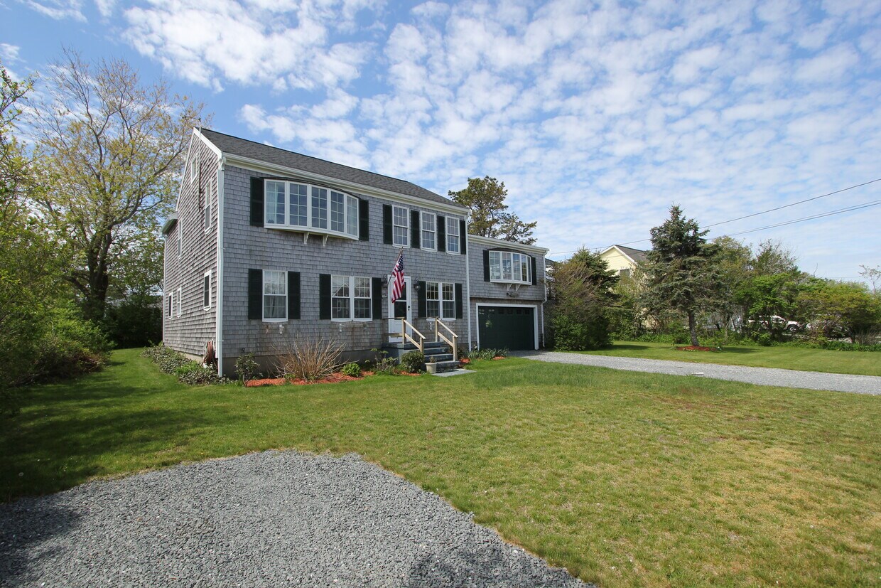 Primary Photo - 36 Wood Ave