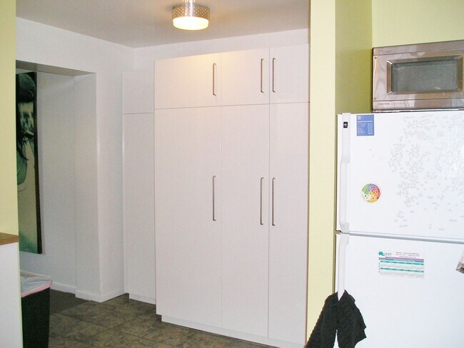 Foto del edificio - Beautiful 3 bed 2 bath home in Denver Available Mid September