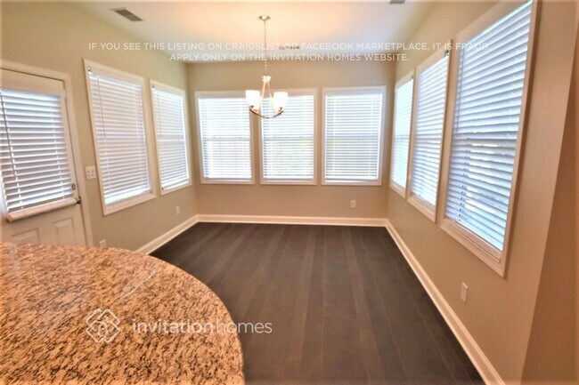 Building Photo - 128 Cloister Ln