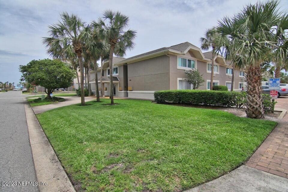 222 14th Ave N Unit 208, Jacksonville Beach, FL 32250 Room for Rent