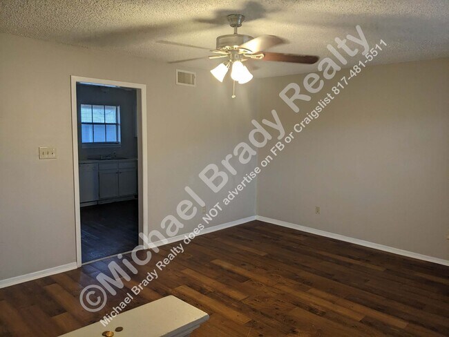 Foto del edificio - 2 Bedroom 2 bath unit