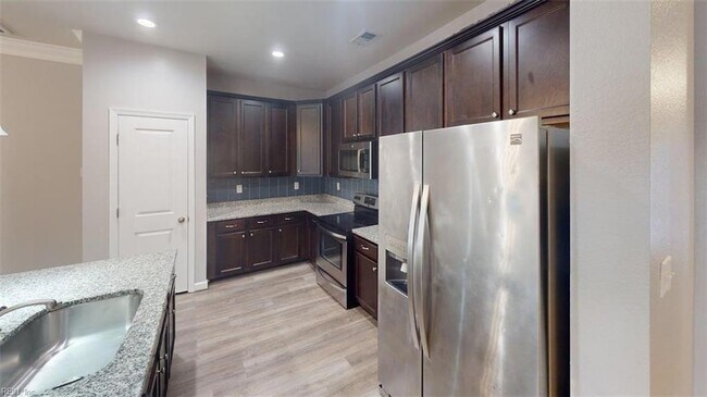 Foto del edificio - 5203 Lombard St