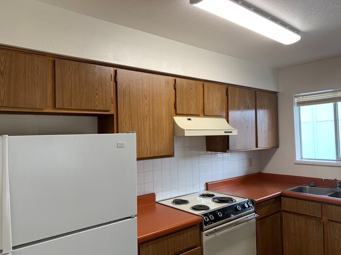 Primary Photo - 1421 N Virginia Street #B Directly across ...