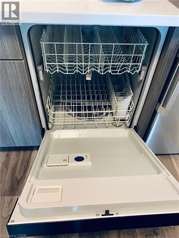 Building Photo - 2093 Fairview St