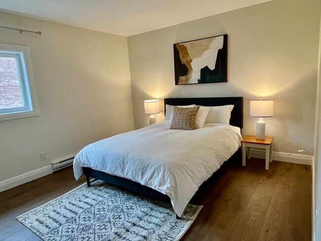 Photo du bâtiment - 15 Oryme Av