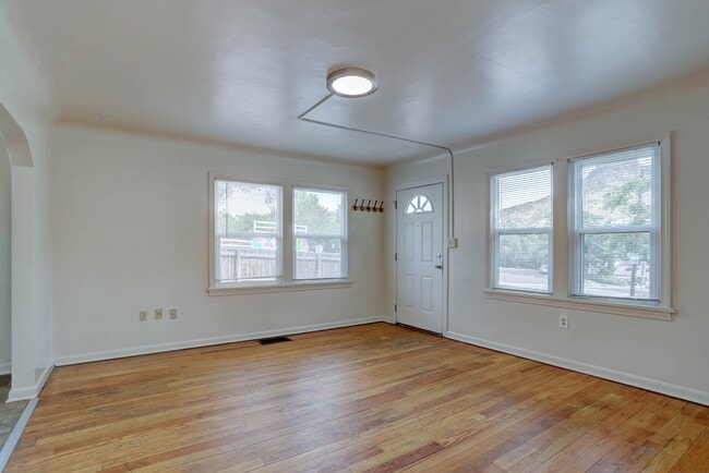 Photo - 1902 Washington Ave House