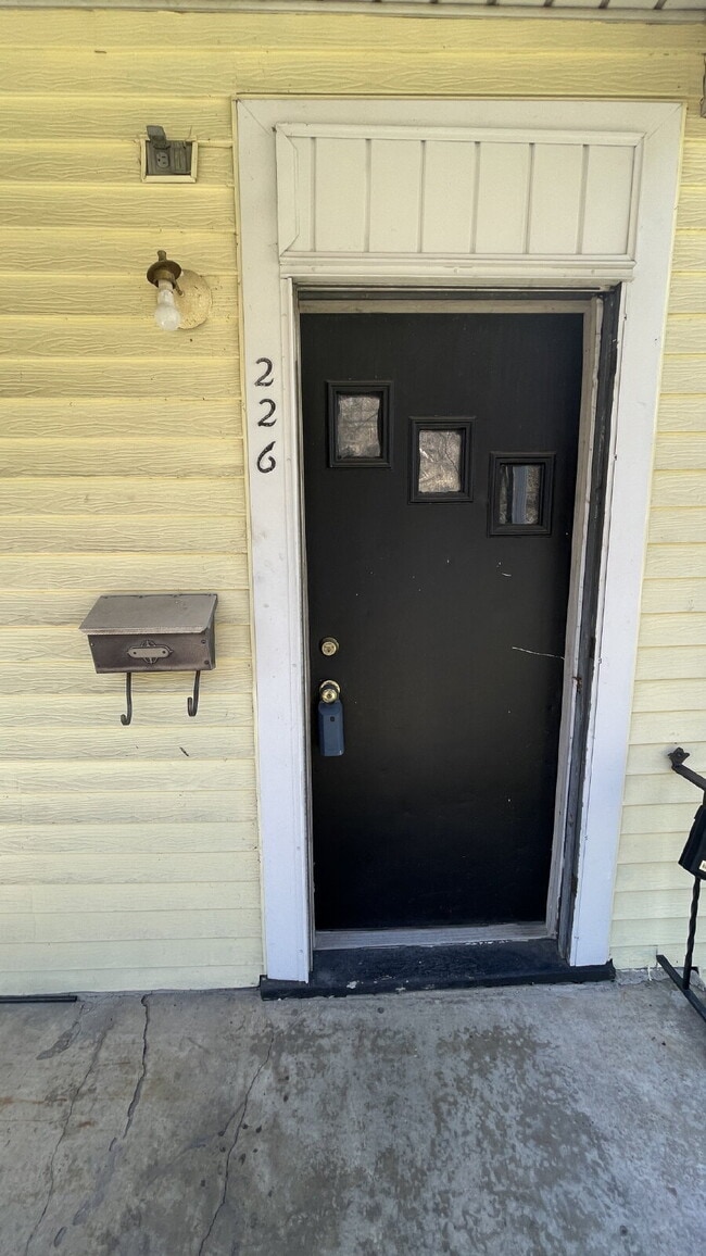 Photo - Spacious 4-Bedroom Home with 2 Full Bathrooms – Section 8 Approved and Ready for Move-In!