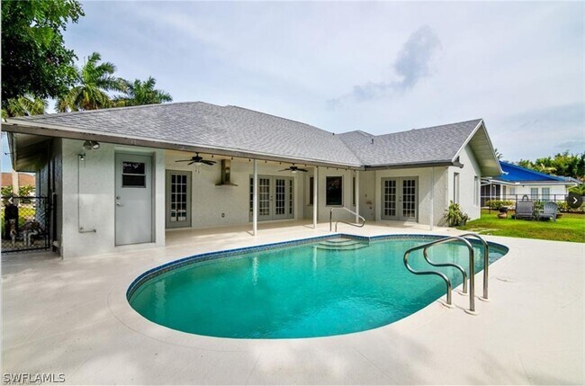 Foto del edificio - 2324 Kings Lake Blvd