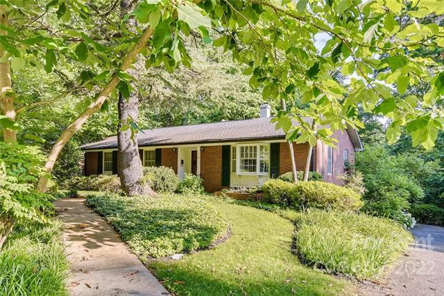 Foto principal - 1411 Forest Park Dr